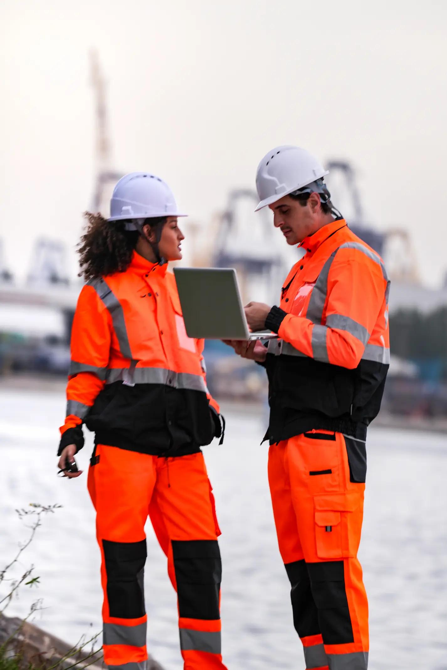 PERSONALISED
WORKWEAR